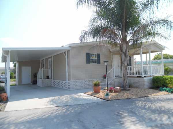 Lakeshore Landings3417 Hopi DriveOrlando, FL 32839