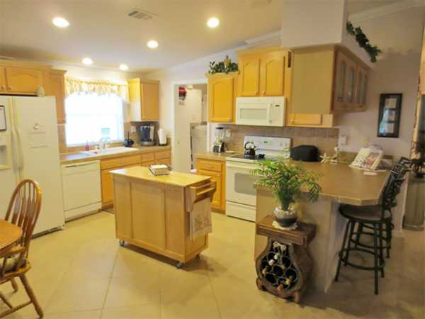 Lakes of Melbourne3845 Seagate DrMelbourne, FL 32904