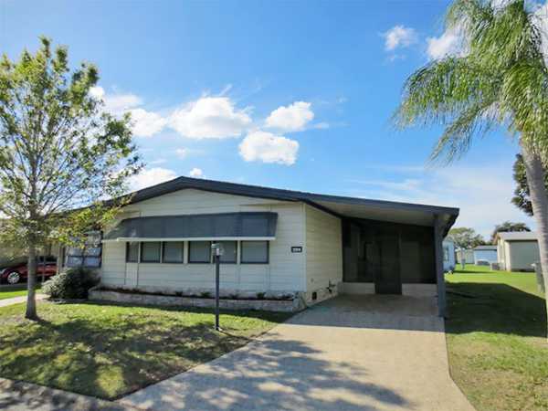Lakes of Melbourne2204 Parkland DriveMelbourne, FL 32904