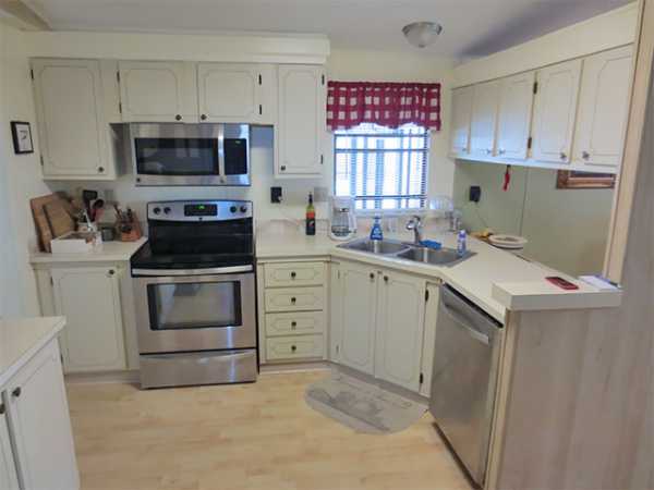 Lakes of Melbourne4062 Timber Run CourtMelbourne, FL 32904