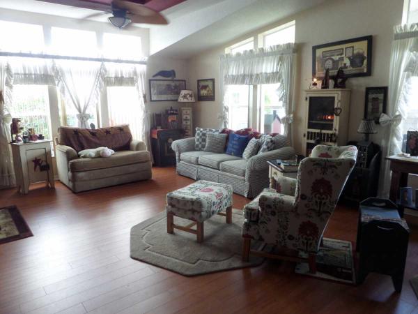 Lakes of Melbourne3925 Seagate Dr.Melbourne, FL 32904