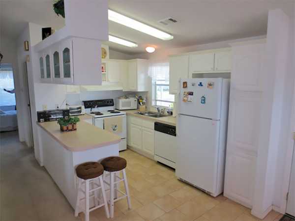 Lakes of Melbourne2514 Lakes of Melbourne DrMelbourne, FL 32904