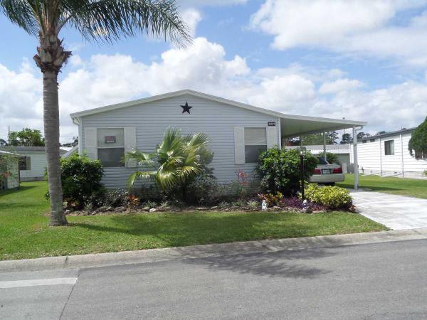 Lakes of Melbourne2237 Lakes of Melbourne Dr.Melbourne, FL 32904