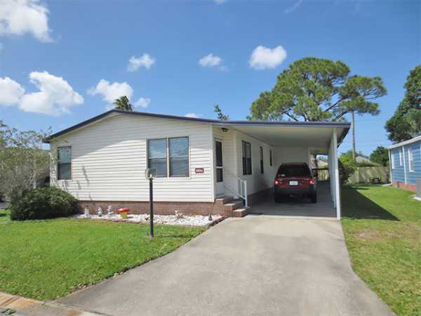 Lakes of Melbourne3884 Southwind DriveMelbourne, FL 32904
