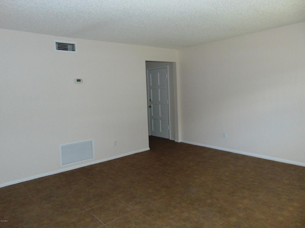 103 Woodland Drive, West Melbourne, FL 32904