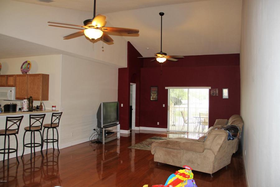 1065 Venetian Dr #204, West Melbourne, FL 32904