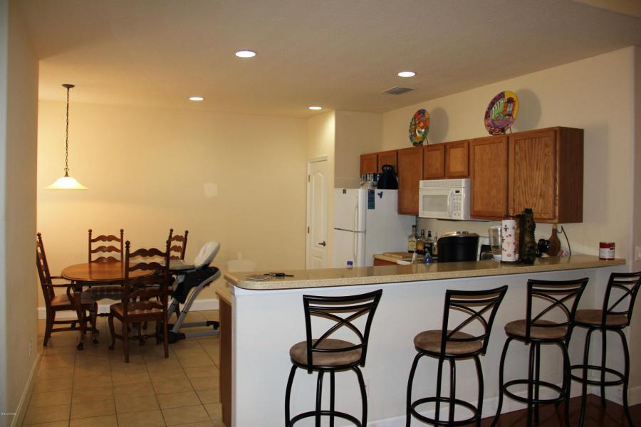1065 Venetian Dr #204, West Melbourne, FL 32904