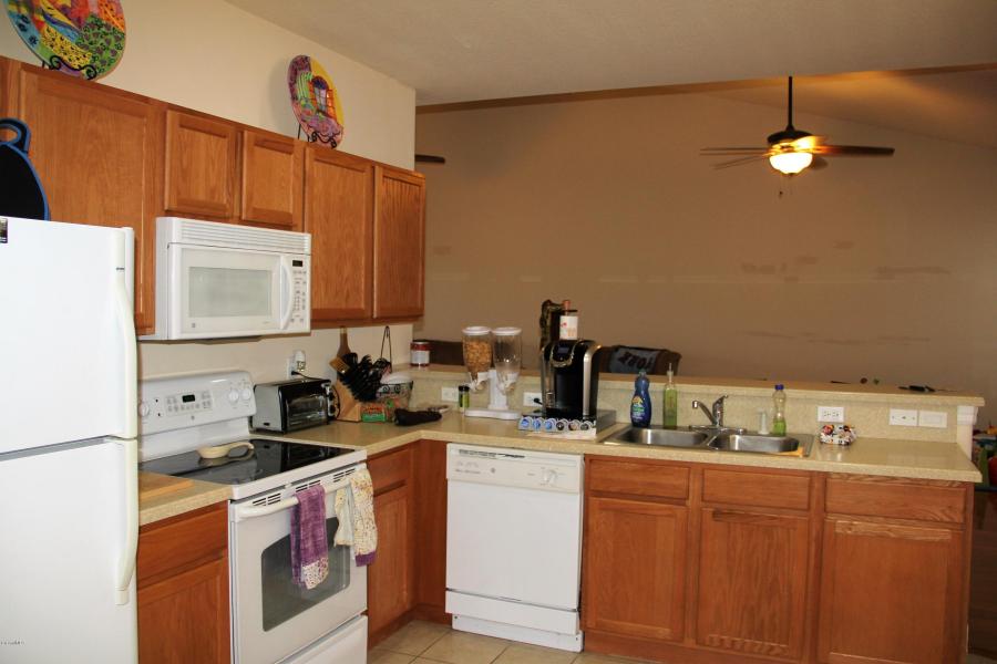 1065 Venetian Dr #204, West Melbourne, FL 32904