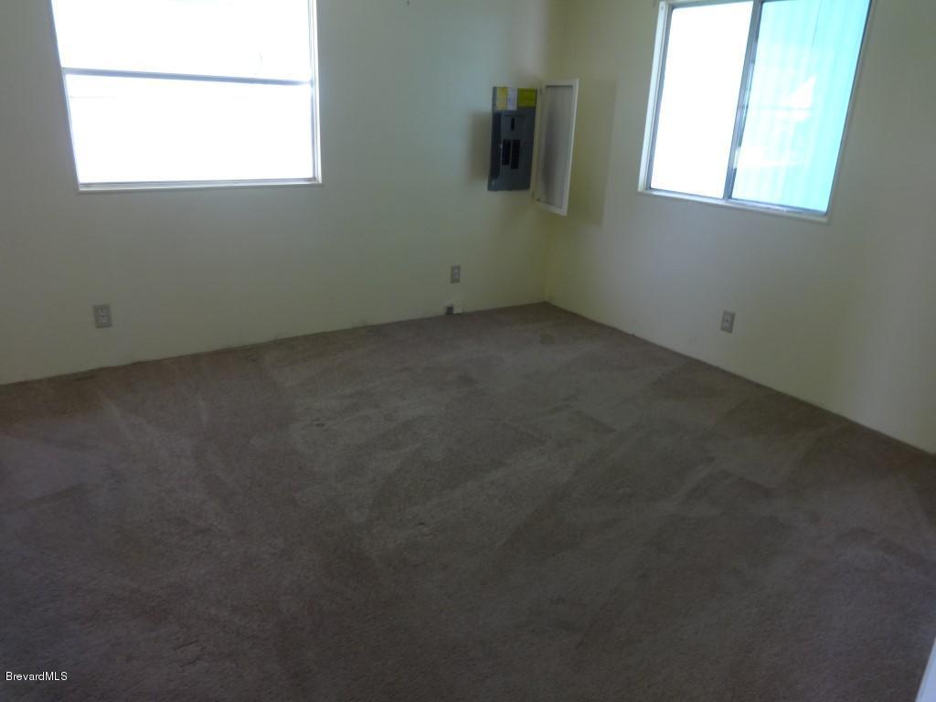 568 Marnie Circle, Melbourne, FL 32904