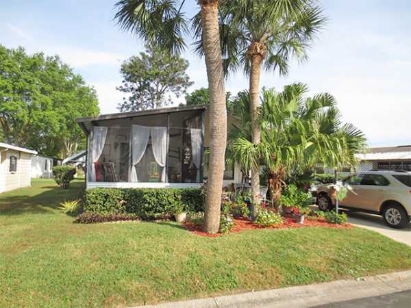 Lakes of Melbourne2104 Harbor Point CourtMelbourne, FL 32904