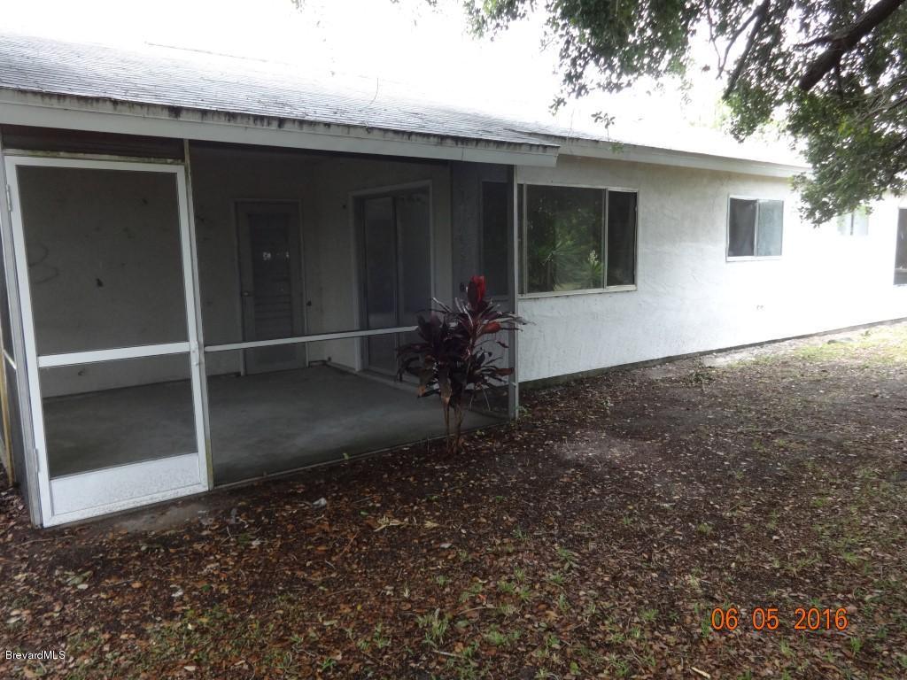 1082 Hampshire Avenue, Palm Bay, FL 32905