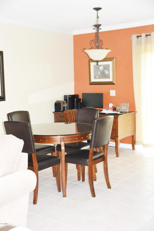 604 Cedar Side Circle, Palm Bay, FL 32905