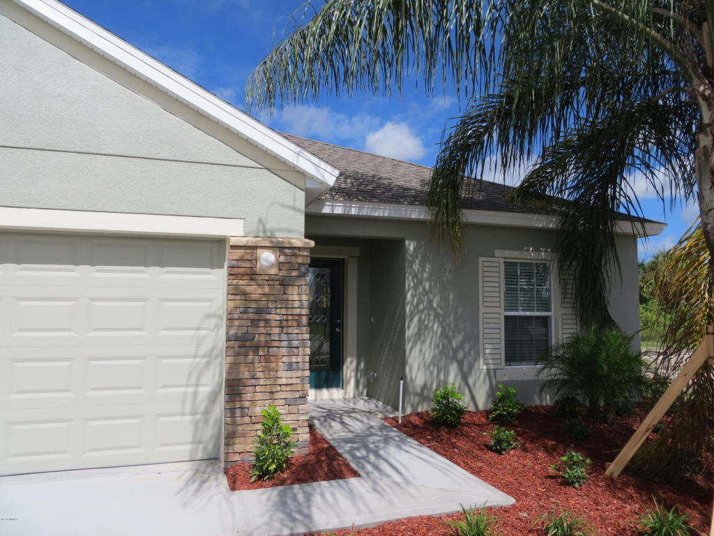 2600 Snapdragon Drive, Palm Bay, FL 32907