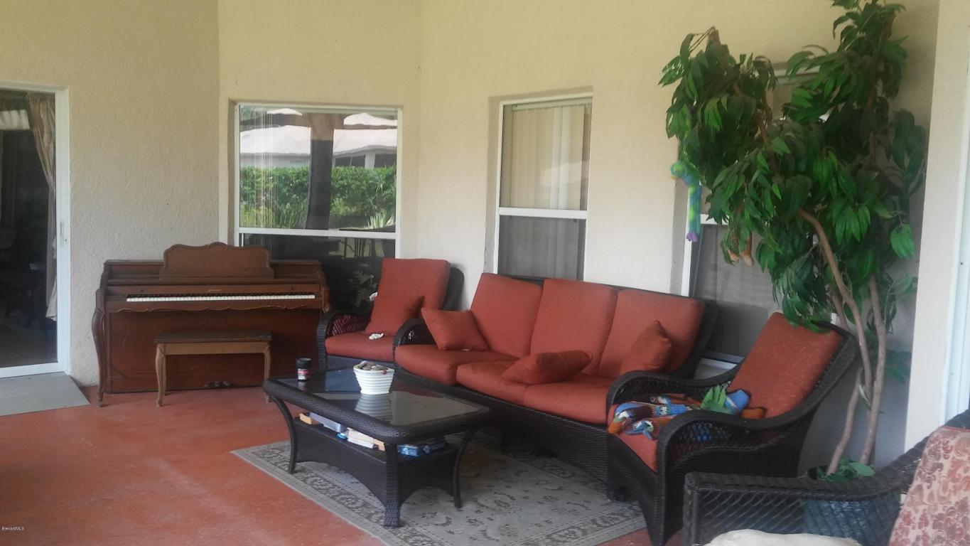 471 Almansa Street, Palm Bay, FL 32907