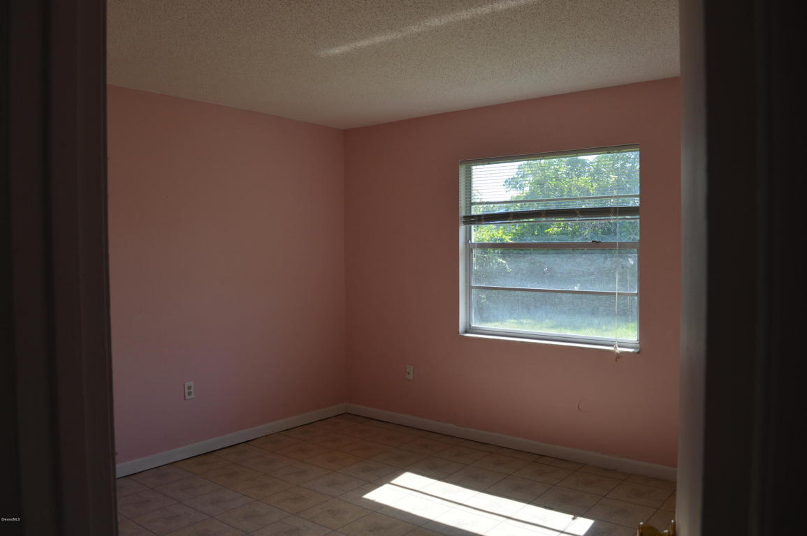 141 Frante Avenue, Palm Bay, FL 32907
