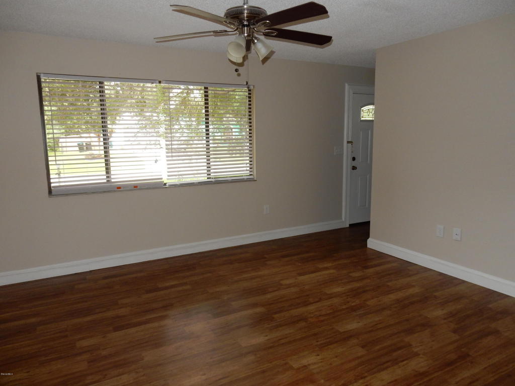 953 Flower Street, Palm Bay, FL 32907