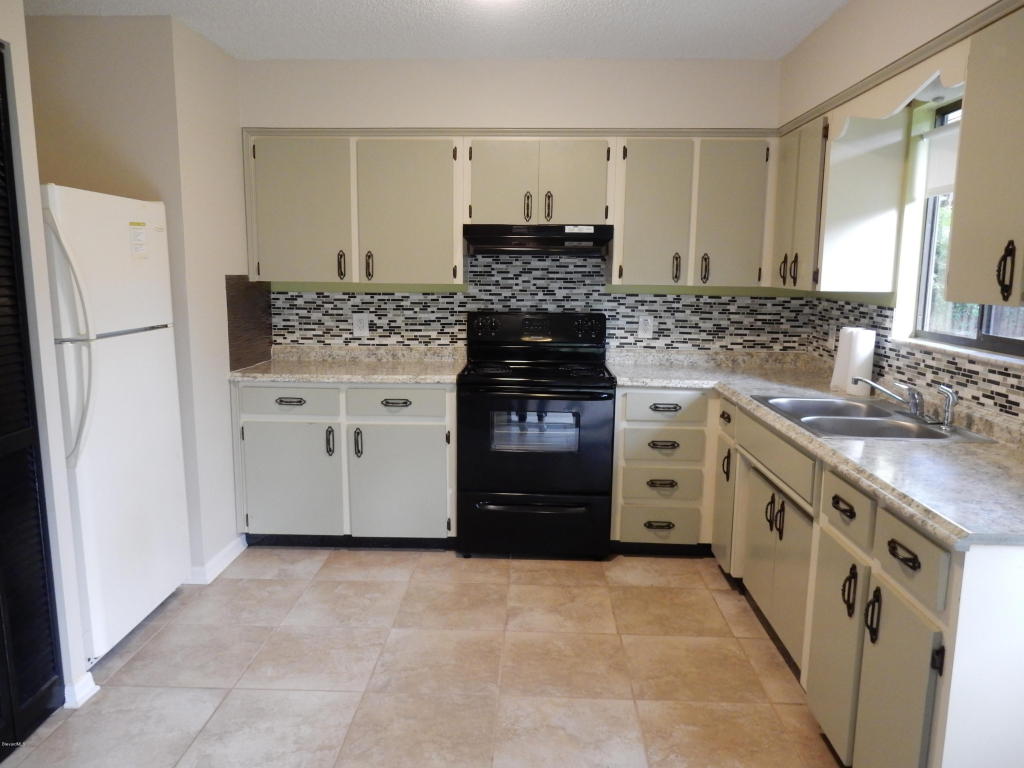 953 Flower Street, Palm Bay, FL 32907