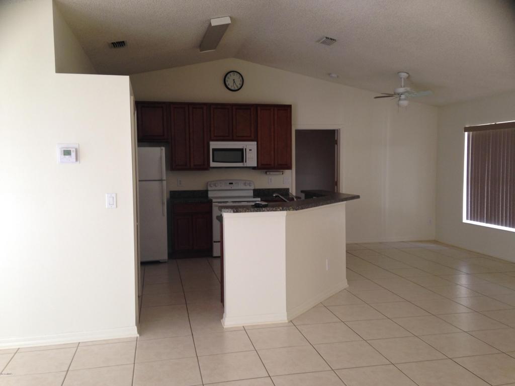 911 Quail Street, Palm Bay, FL 32909