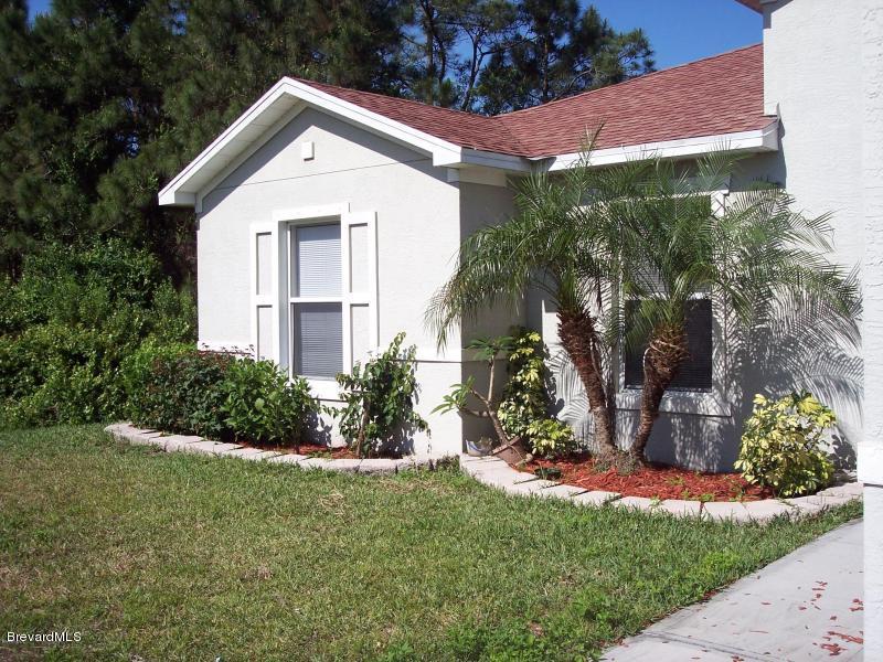 784 Upland Avenue, Palm Bay, FL 32909