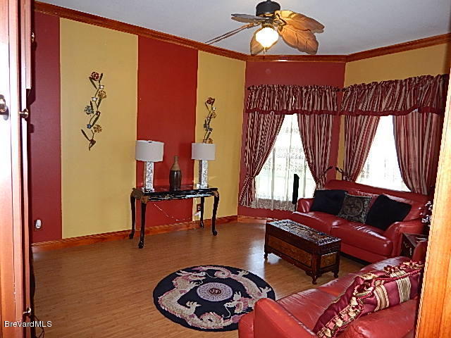 1910 Thornwood Dr, Palm Bay, FL 32909