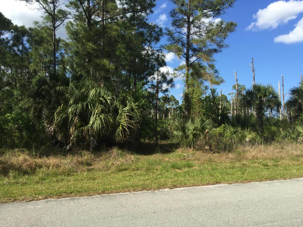 151 SE Uleta Road, Palm Bay, FL 32909