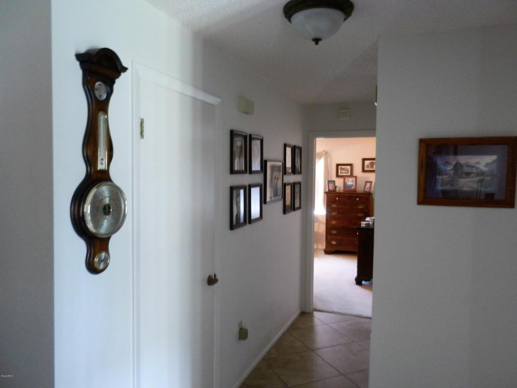 899 Grandeur Street, Palm Bay, FL 32909