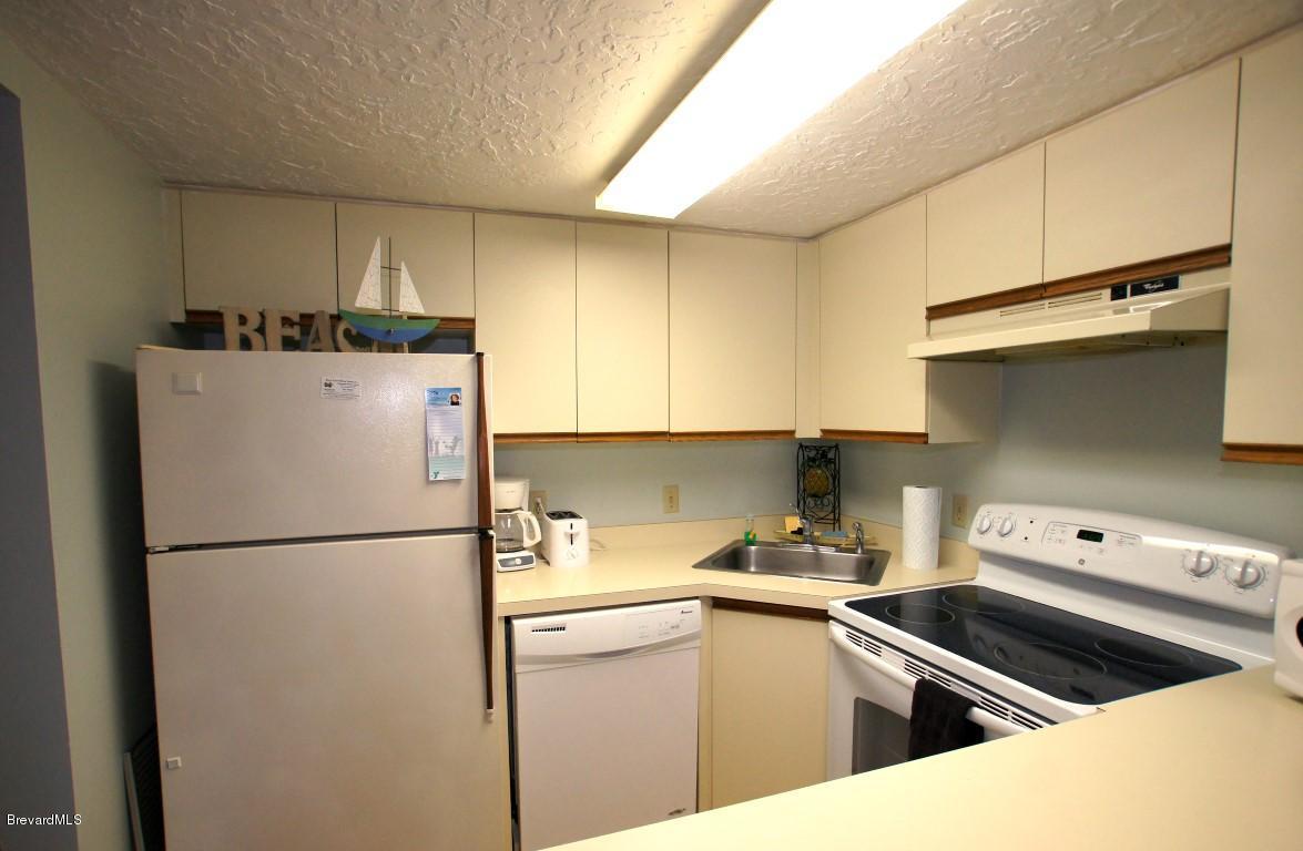 8600 Ridgewood Avenue, Cape Canaveral, FL 32920