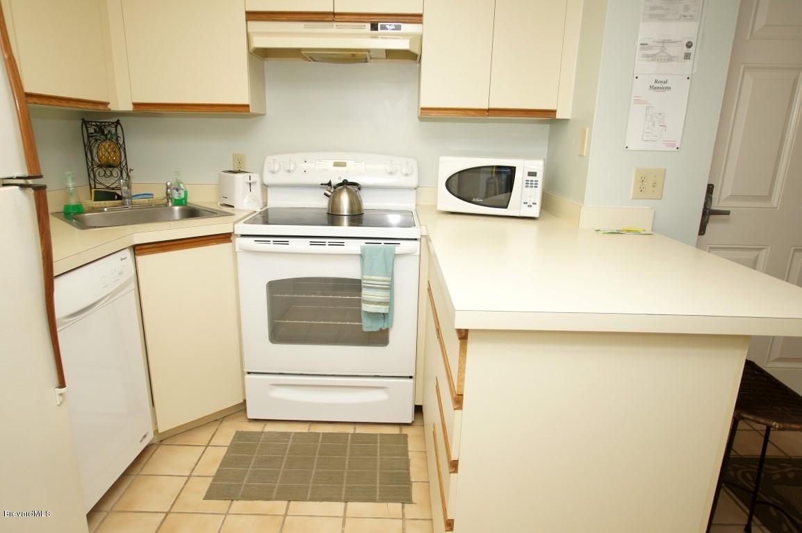 8600 Ridgewood Avenue, Cape Canaveral, FL 32920