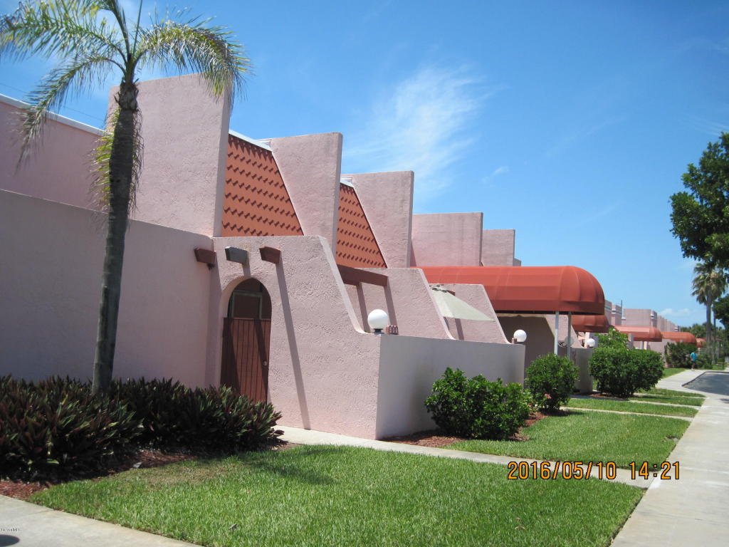 748 S Orlando Avenue, Cocoa Beach, FL 32931
