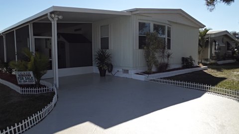 Lamplighter Village202 Windmere Ct.Melbourne, FL 32934