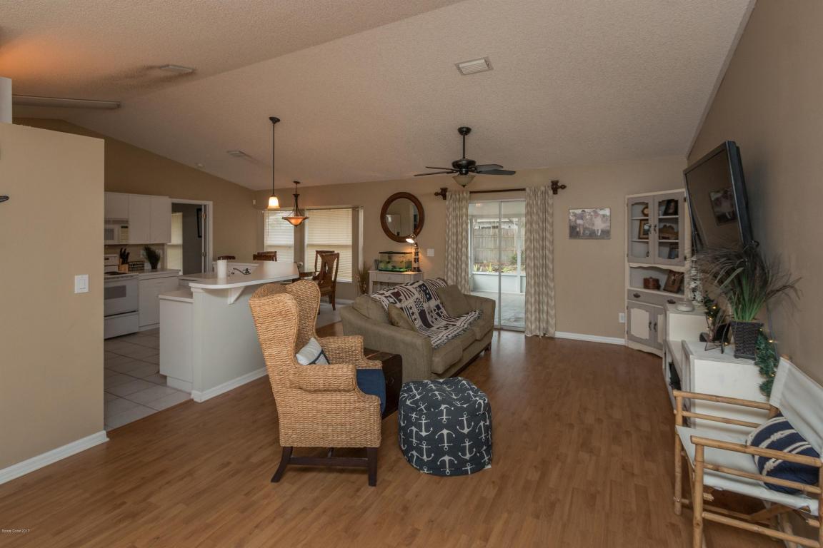 2032 Buescher Hill Street, Melbourne, FL 32935