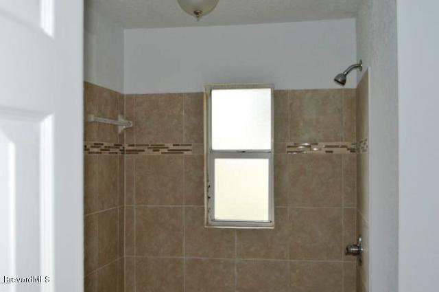 2160 Avocado Avenue, Melbourne, FL 32935