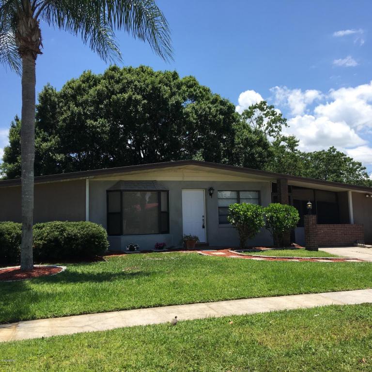 2145 Lakeview Drive, Melbourne, FL 32935