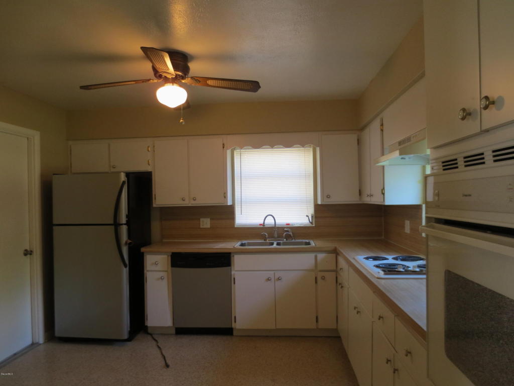 140 Norwood Avenue, Satellite Beach, FL 32937