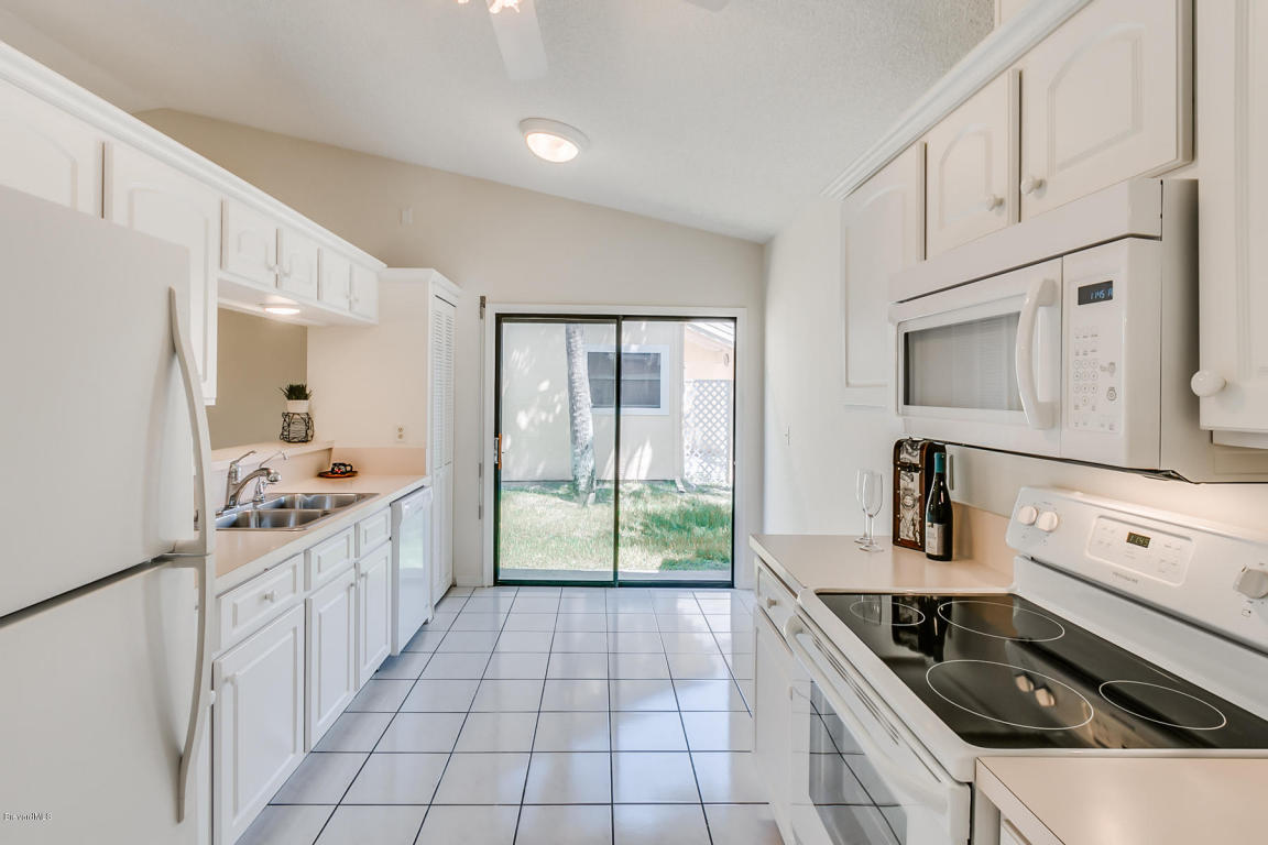 140 Regents Court, Melbourne, FL 32940
