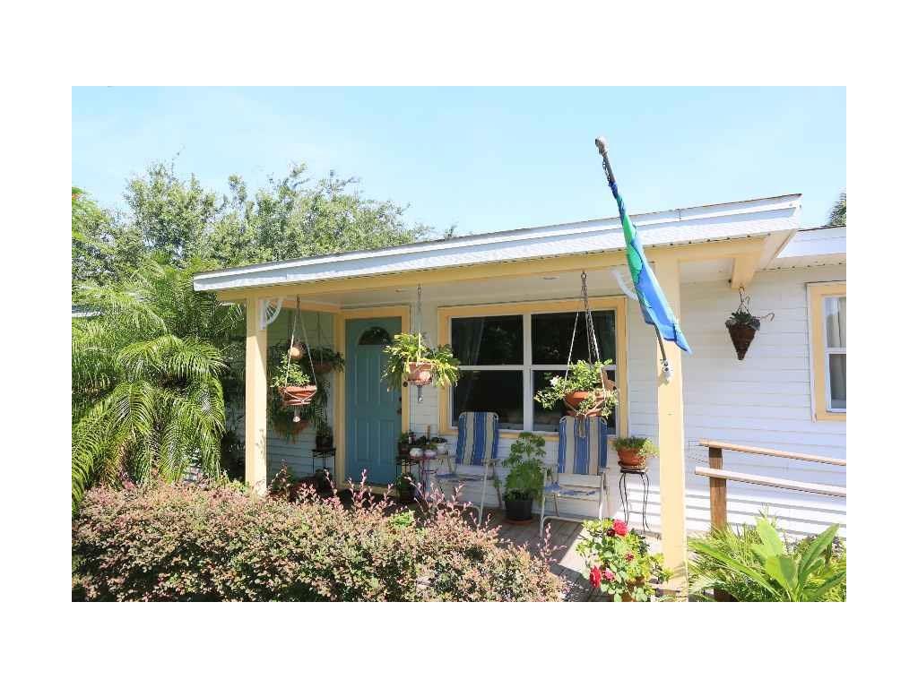 4910 Cooke Avenue, Grant Valkaria, FL 32949