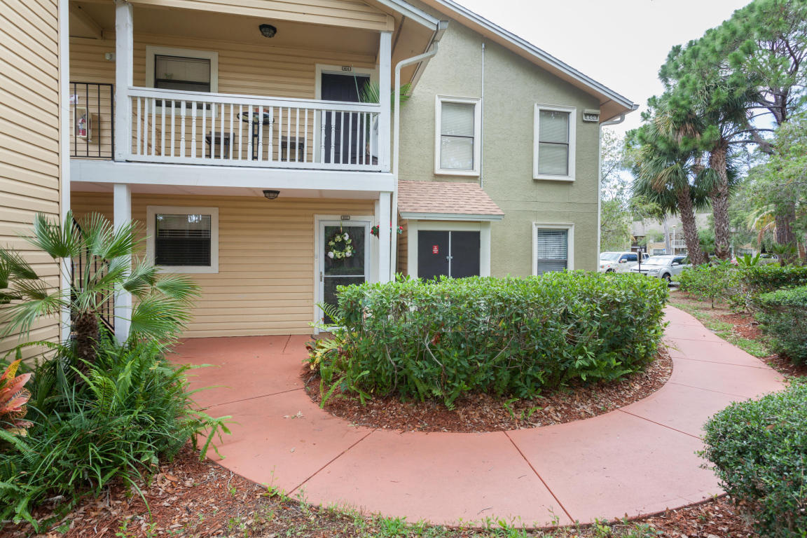 225 S Tropical Trl, Merritt Island, FL 32952