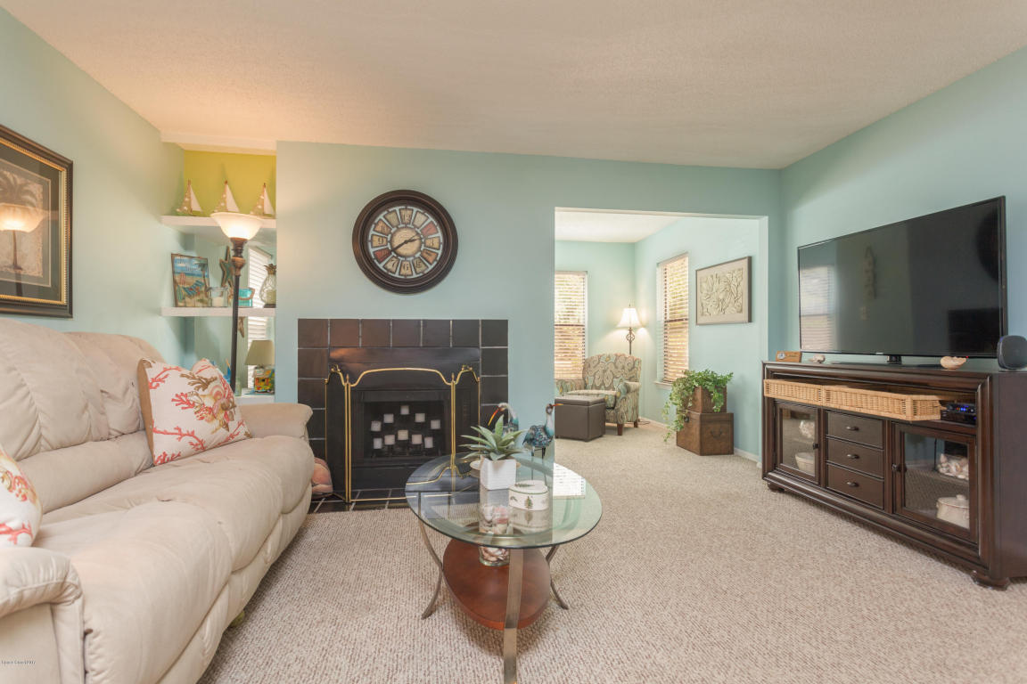 225 S Tropical Trl, Merritt Island, FL 32952