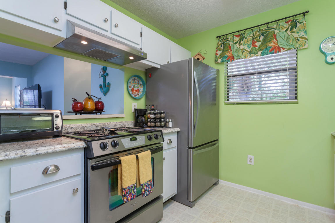 225 S Tropical Trl, Merritt Island, FL 32952