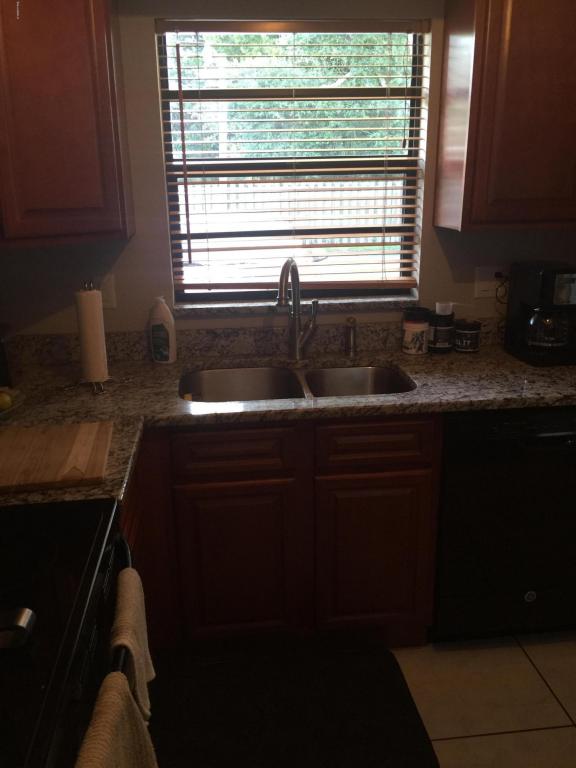 205 Palmetto Avenue, Merritt Island, FL 32953