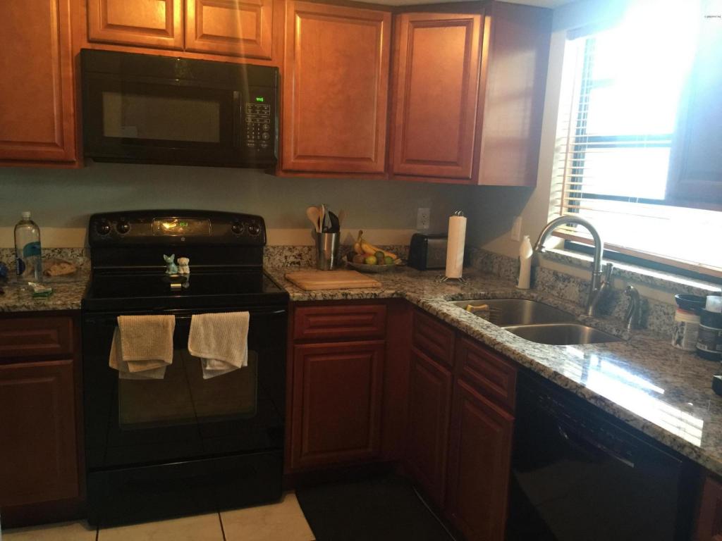 205 Palmetto Avenue, Merritt Island, FL 32953