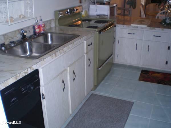 2135 N Courtenay Parkway, Merritt Island, FL 32953