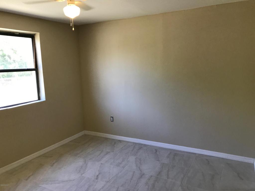 4588 Parker Ave, Rockledge, FL 32955