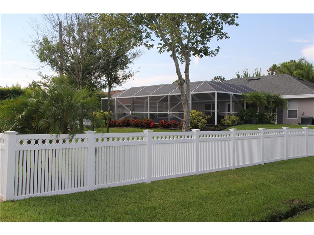 997 Gulfstream Avenue, Sebastian, FL 32958