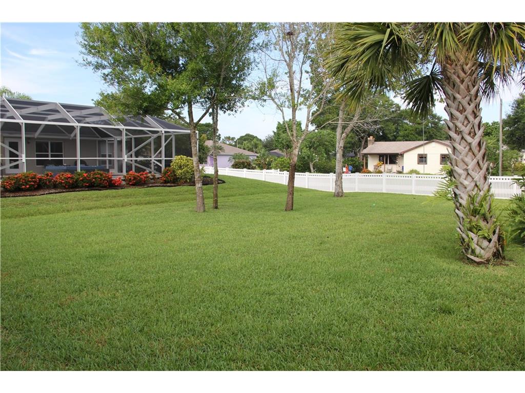 997 Gulfstream Avenue, Sebastian, FL 32958