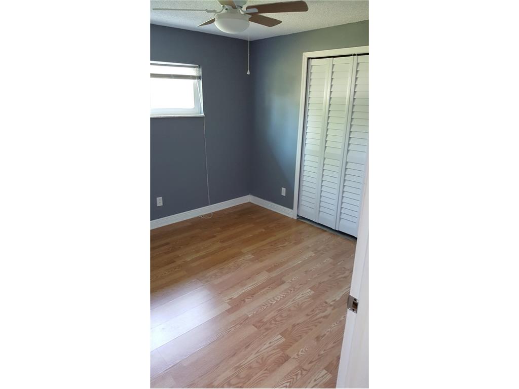 638 Lake Drive, Sebastian, FL 32958