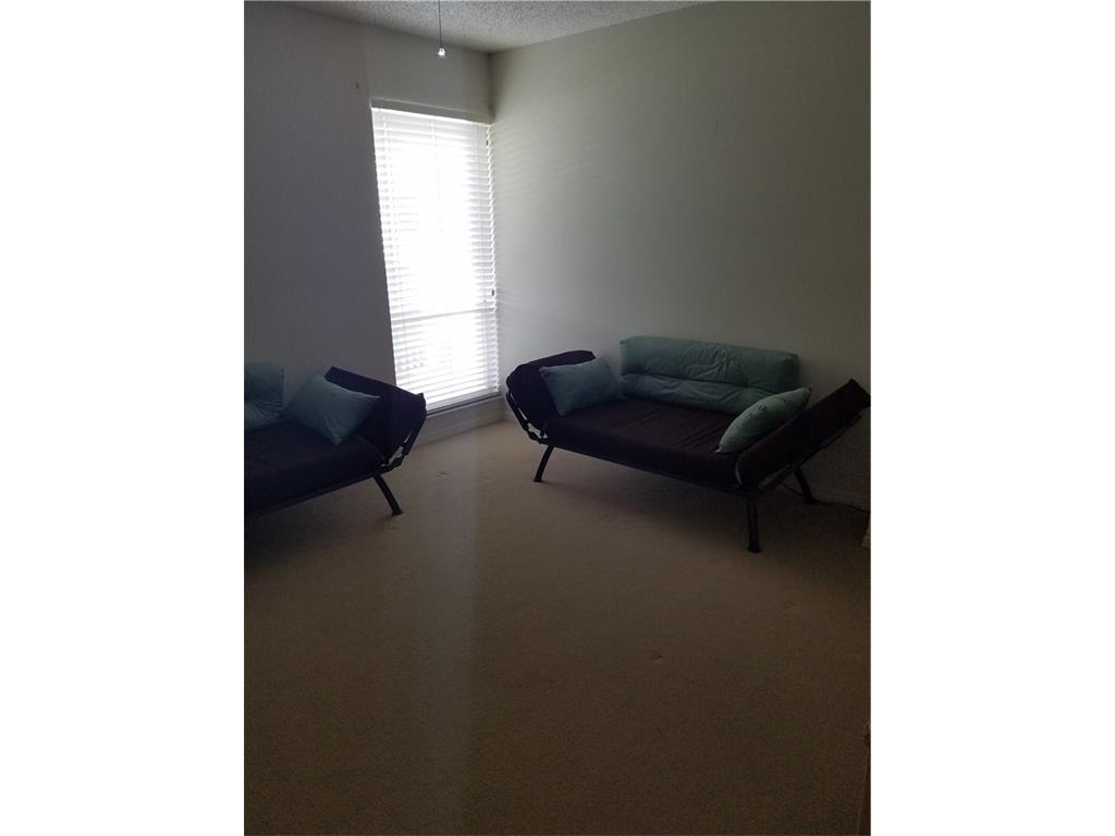 6112 River Run Dr, Sebastian, FL 32958