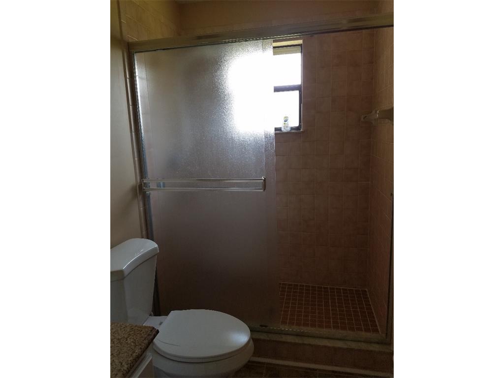 255 Columbus St, Sebastian, FL 32958