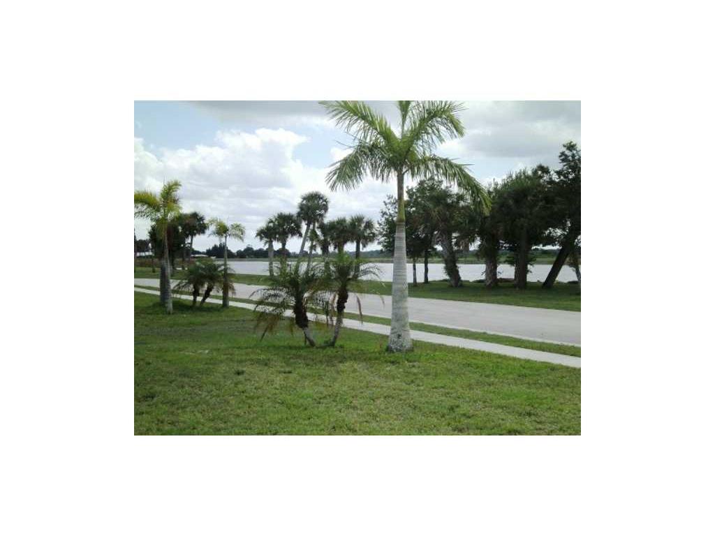 803 Yearling Trail, Sebastian, FL 32958