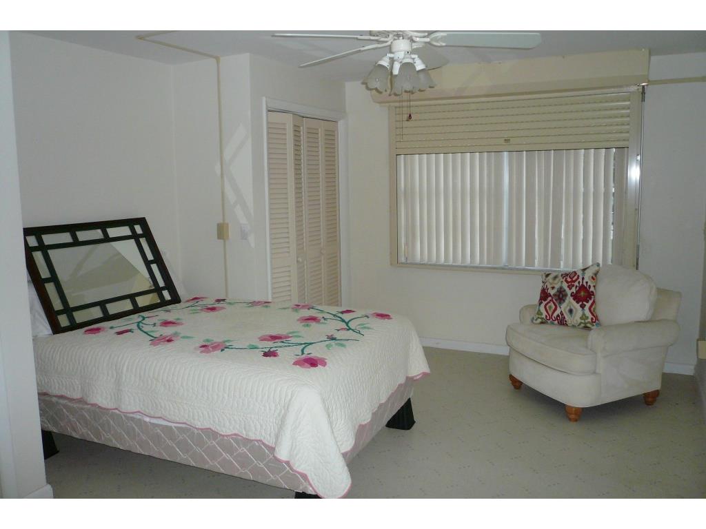 2333 Indian River Boulevard, Vero Beach, FL 32960